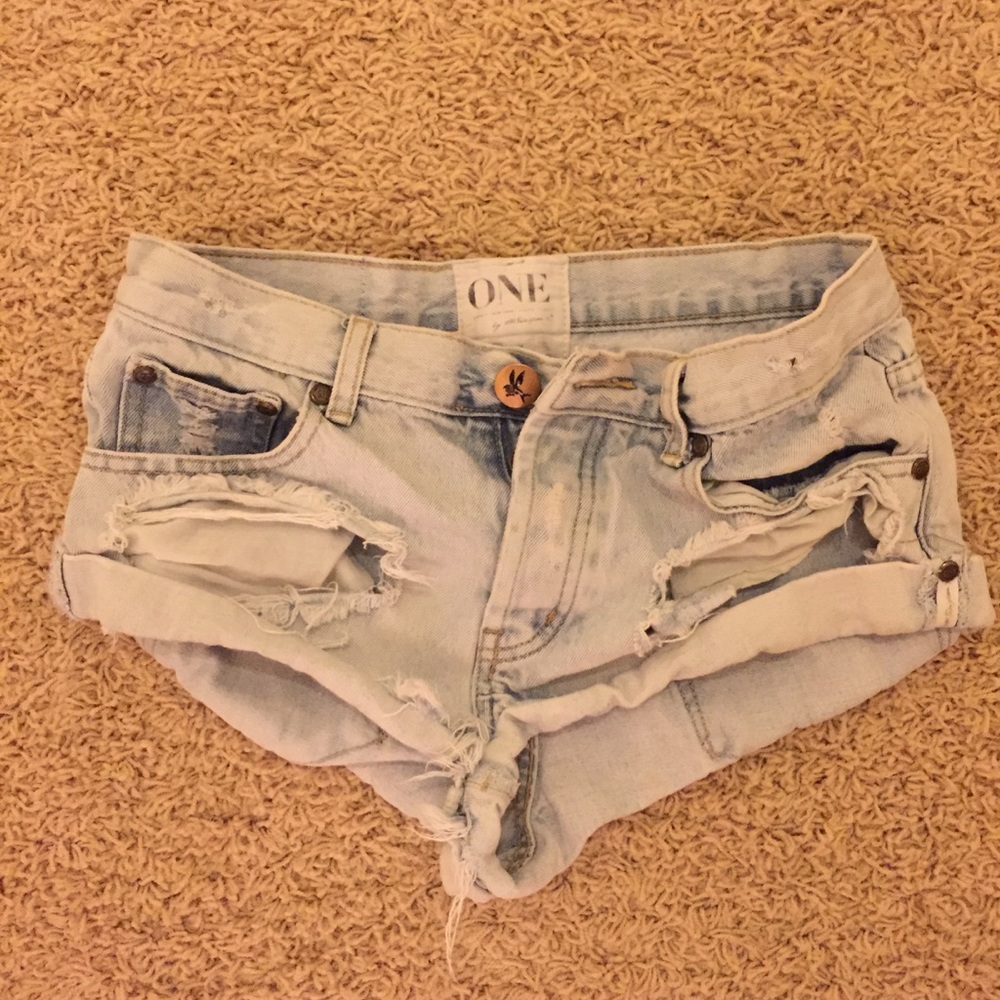 One teaspoon shorts